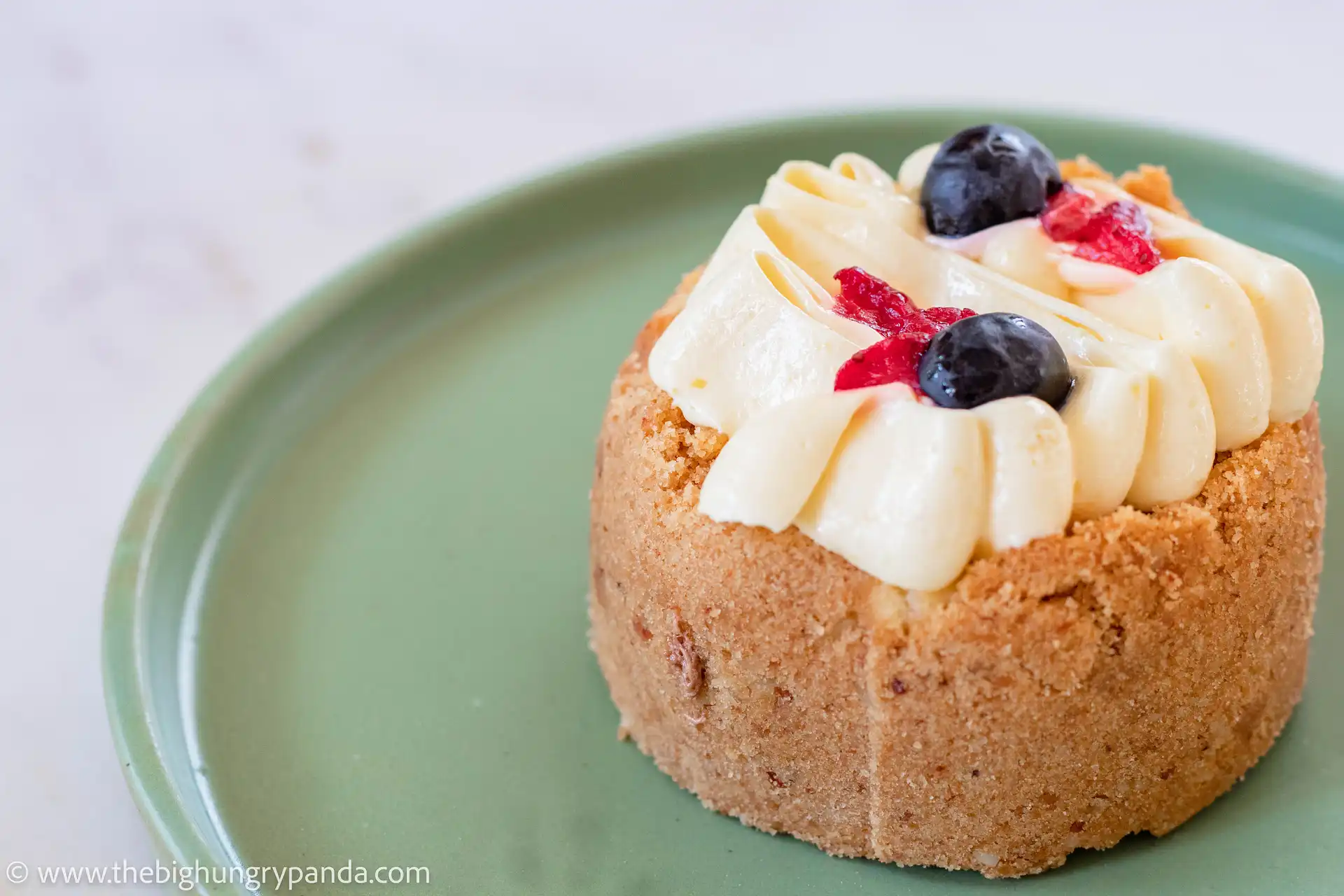Lemon Chello & Berry Cheesecake